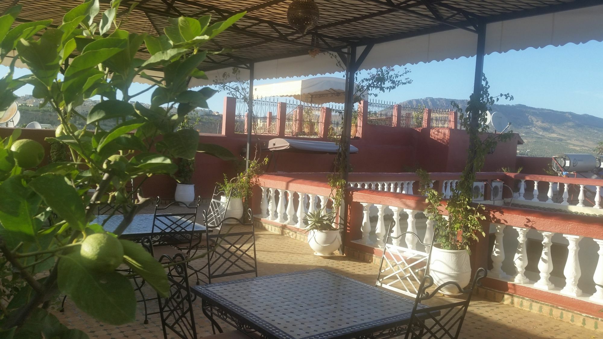 Riad Dar Skalli & Spa Fez Buitenkant foto